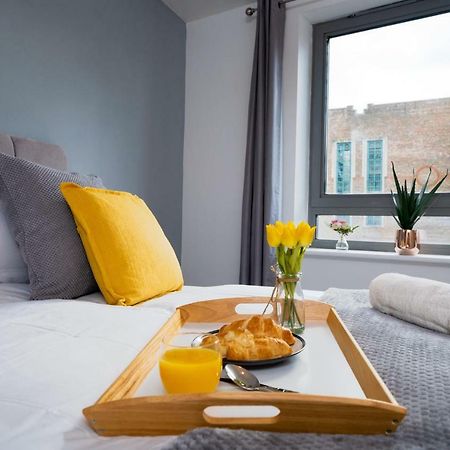 Ashleigh Two Bed Apartment In The Heart Of Watford Watford  Exterior foto