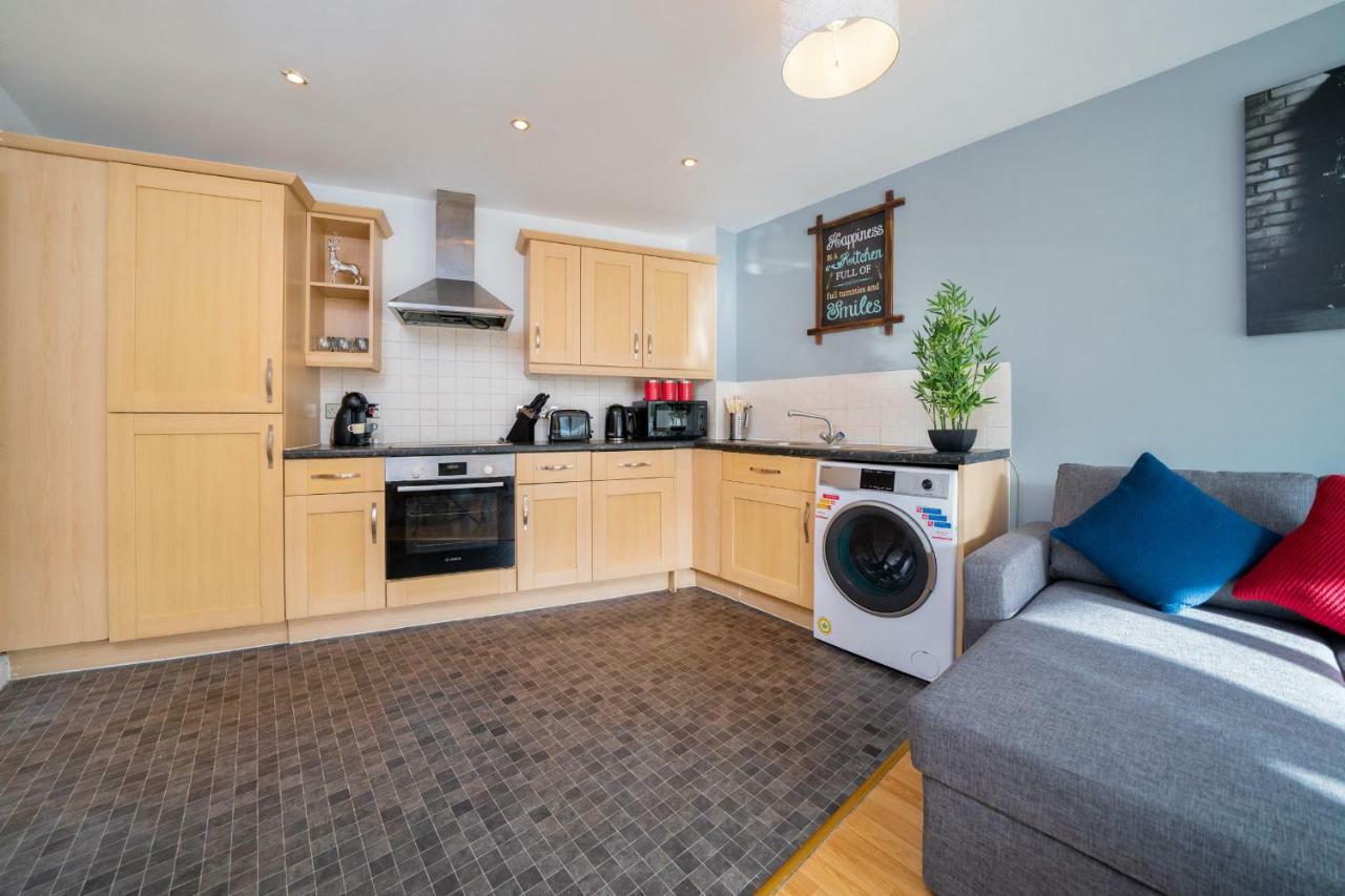 Ashleigh Two Bed Apartment In The Heart Of Watford Watford  Exterior foto