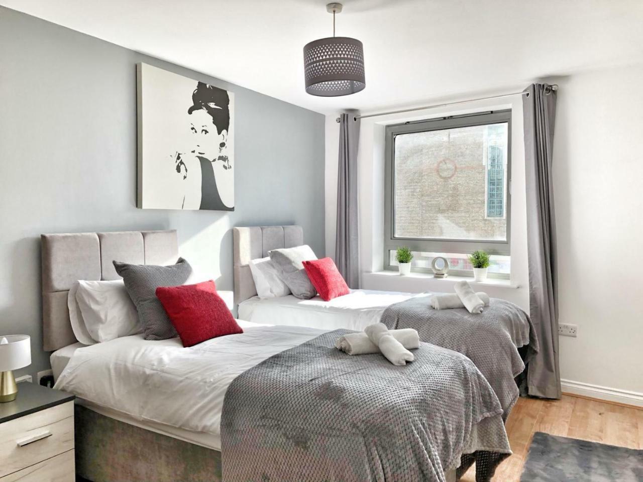 Ashleigh Two Bed Apartment In The Heart Of Watford Watford  Exterior foto